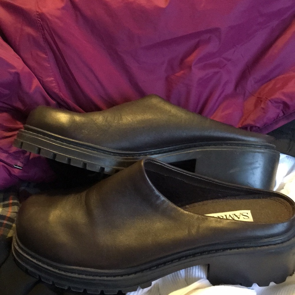 Sam & Libby brown leather slip on shoes